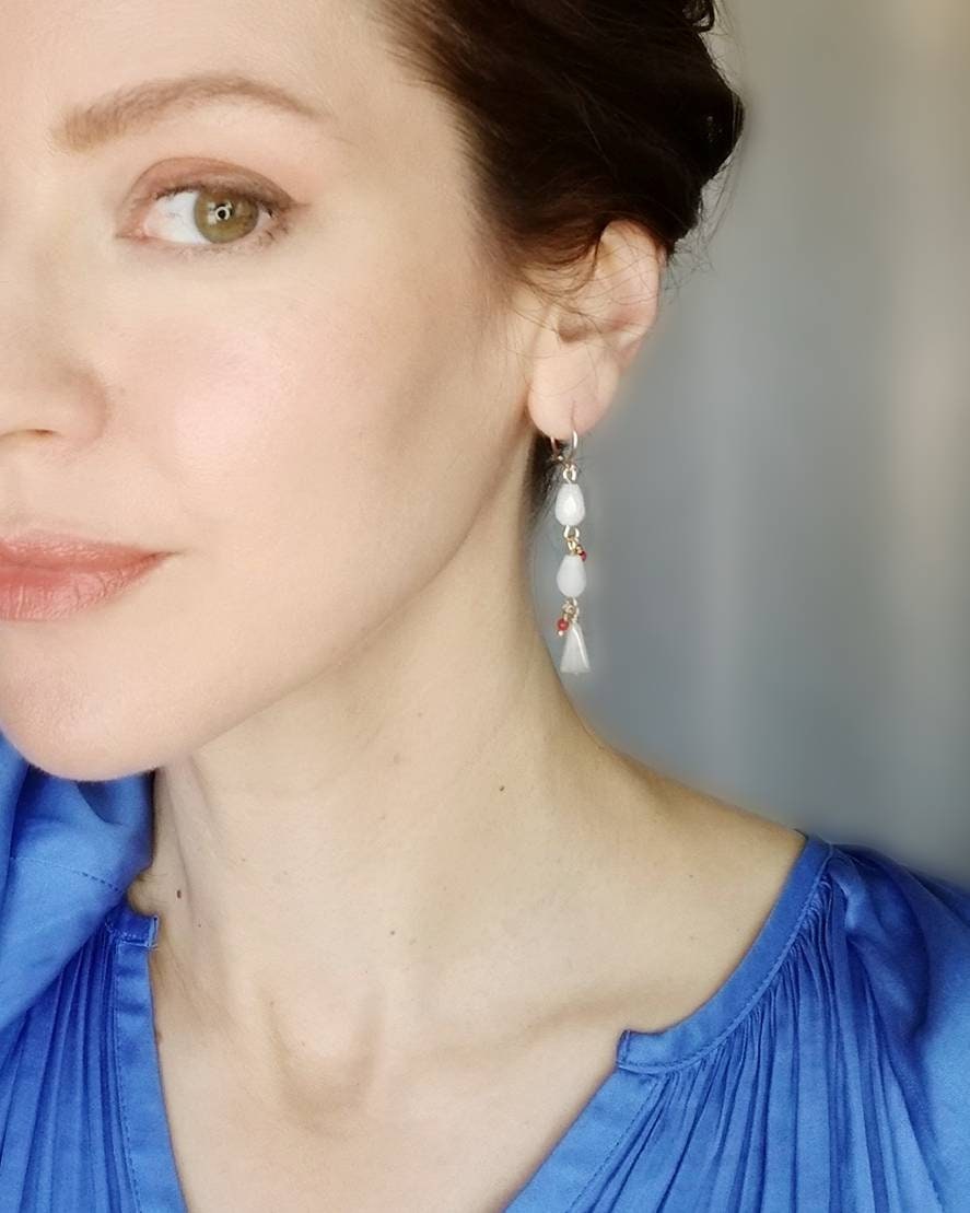 Lulu delicacy dangle earrings in white with green Aventurine and Red Coral in 14k gold-filled