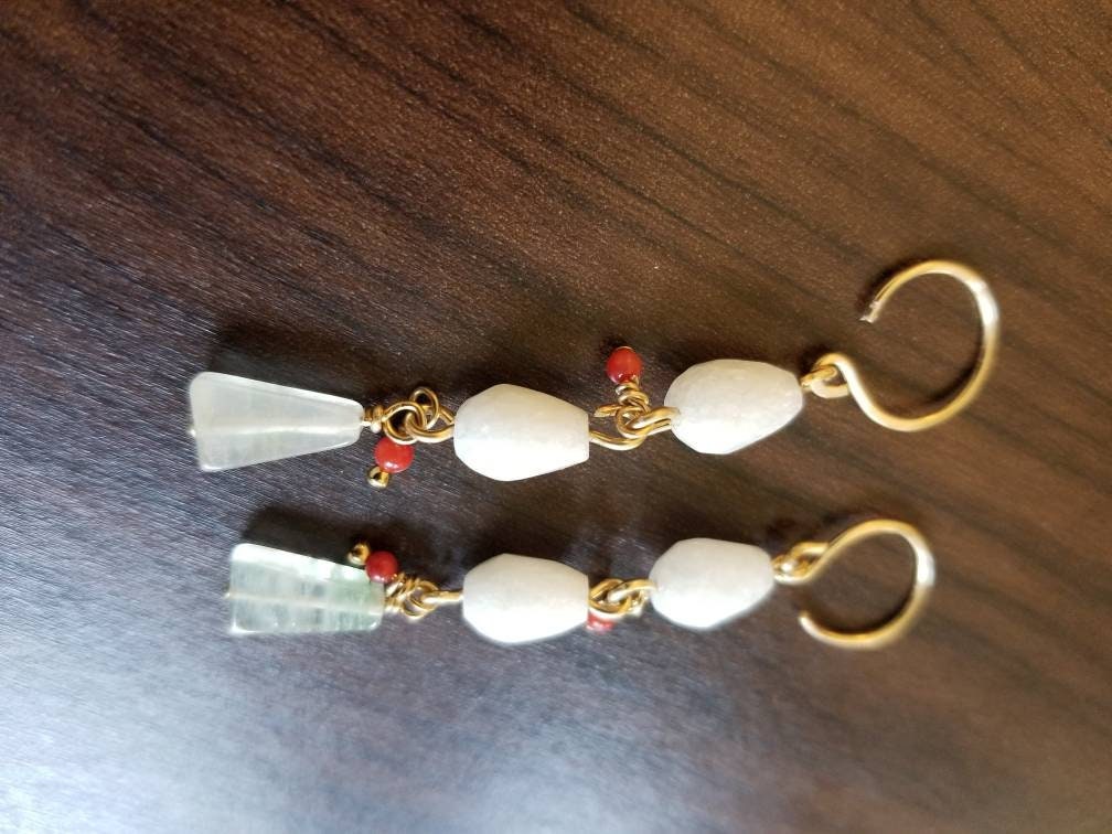 Lulu delicacy dangle earrings in white with green Aventurine and Red Coral in 14k gold-filled