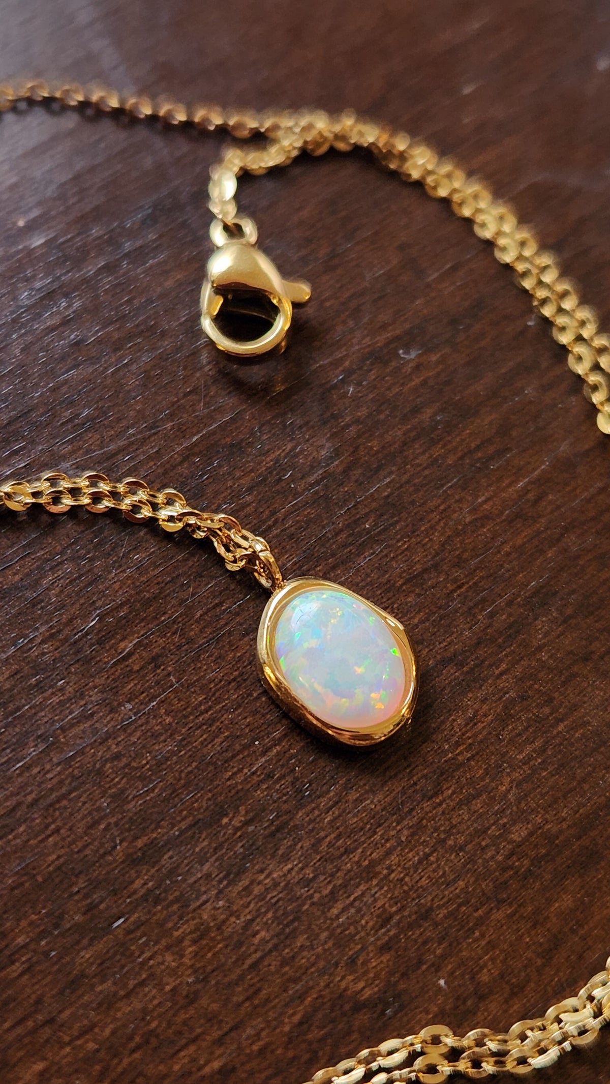 Queen Baddie Sparkle Pendant Necklace with 18k Gold Plated Chain 16-18" Adjustable