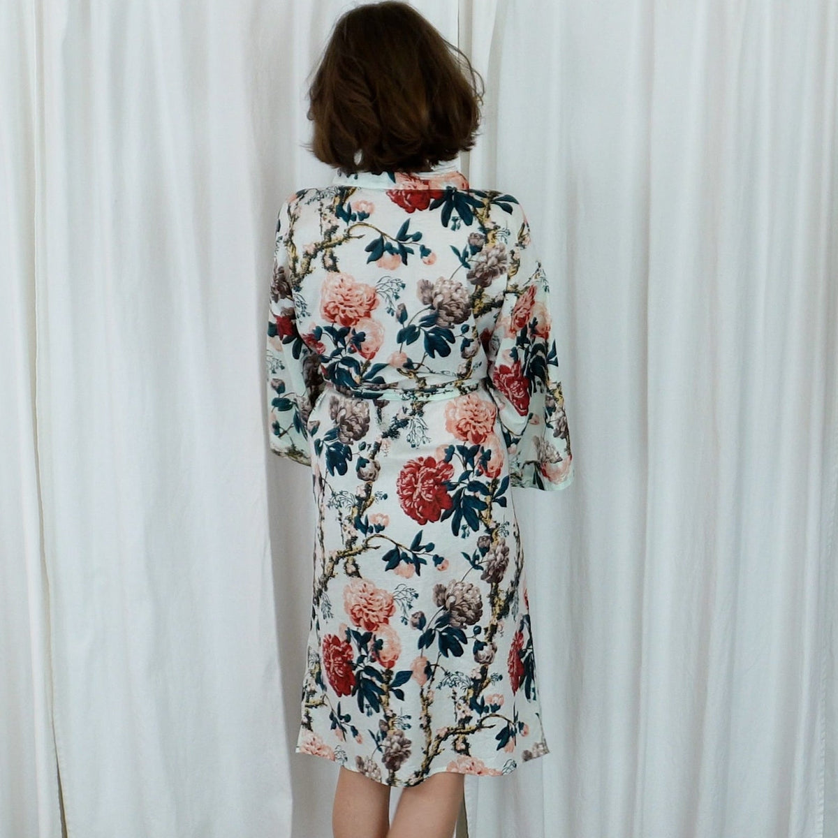 Patricia White Vintage Botanical Cotton Dressing Robe - Size XS-M