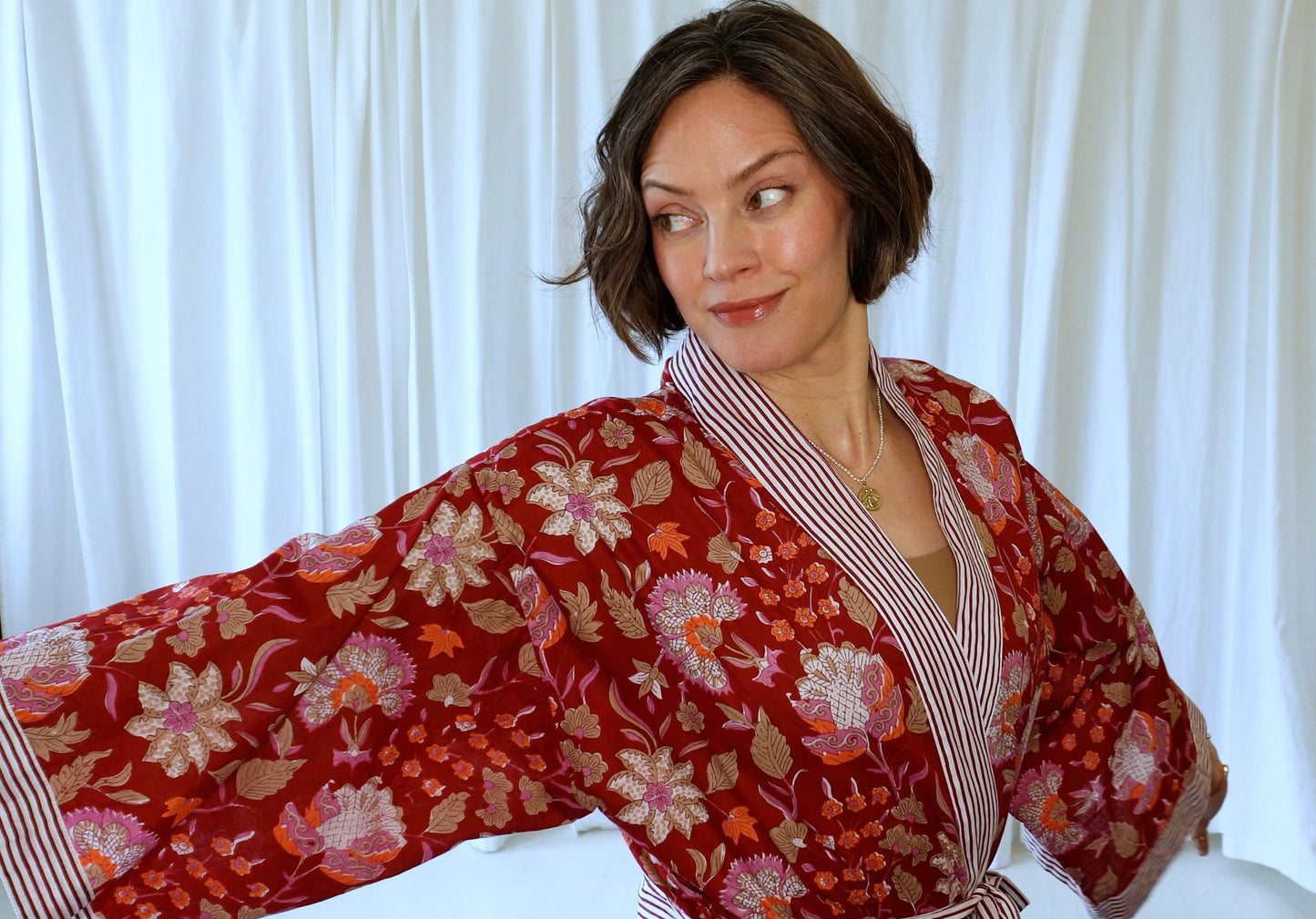 Selah Red Floral Cotton Dressing Robe