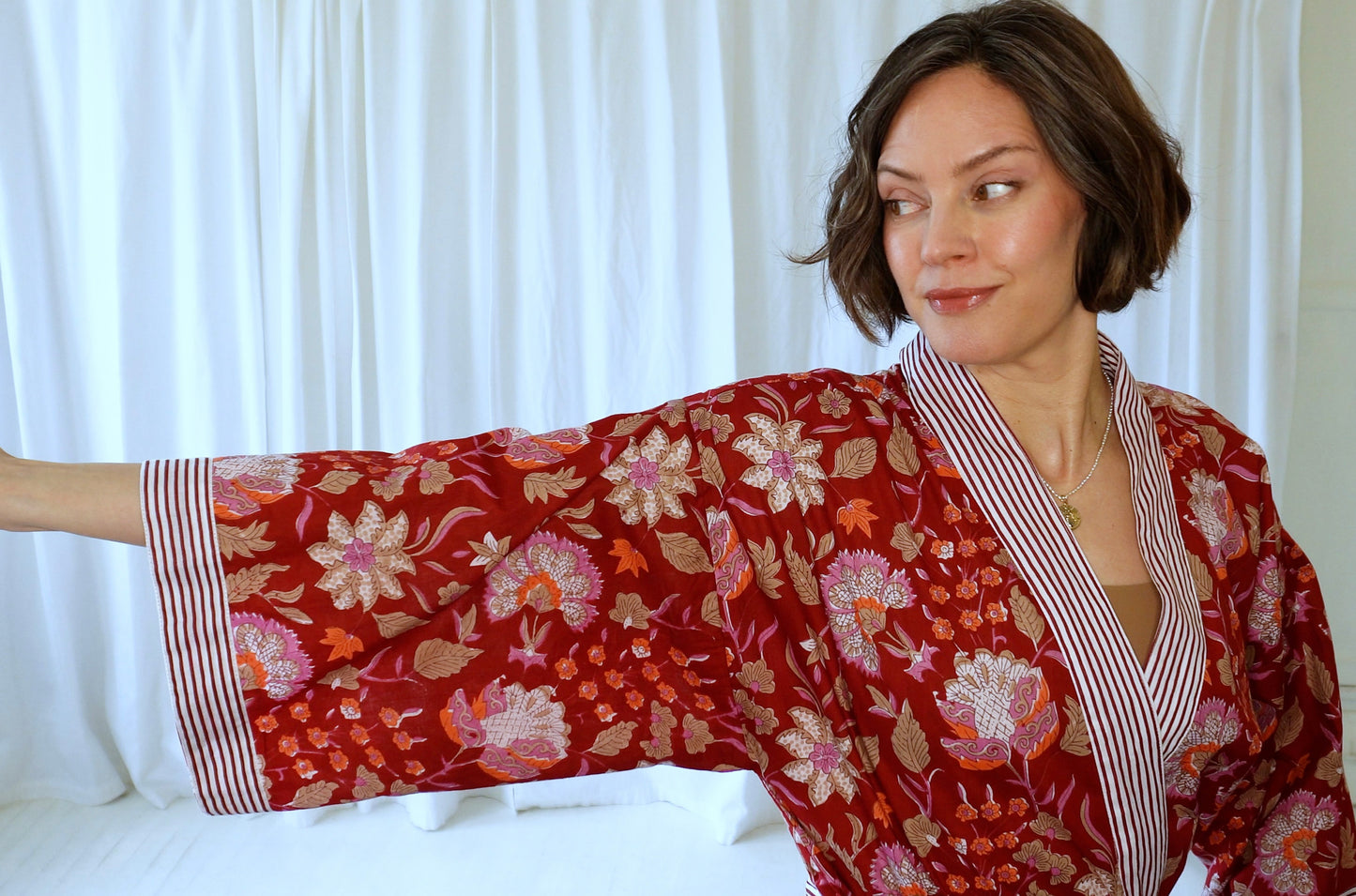 Selah Red Floral Cotton Dressing Robe
